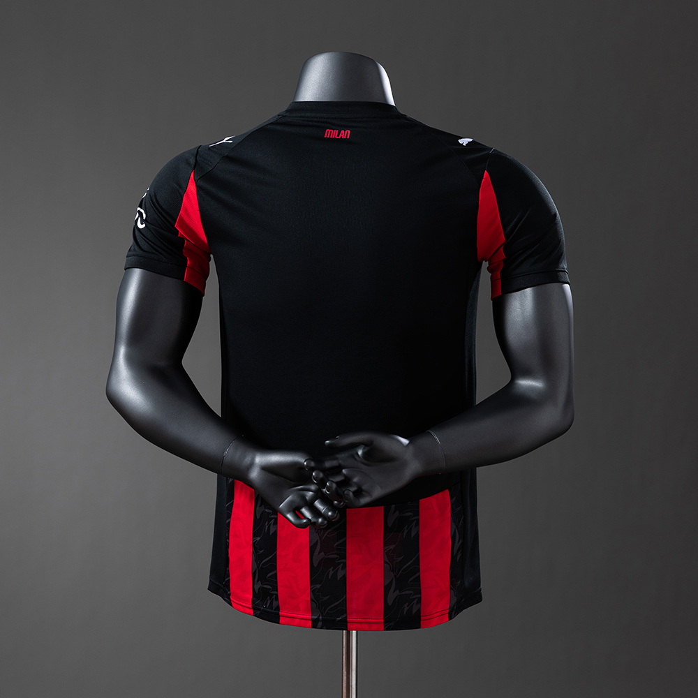 AC Milan Principal 2025/26 — costas