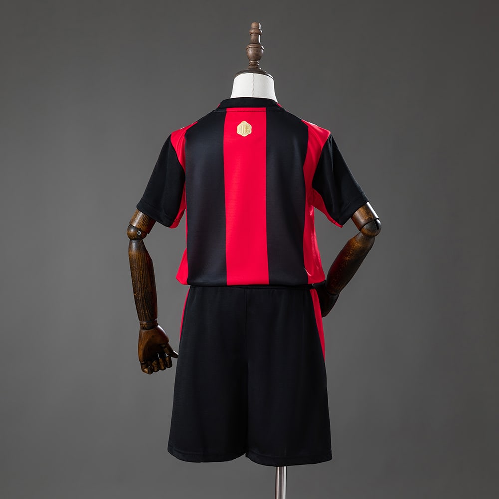 AC Milan Principal Kids 2026/2027 — costas