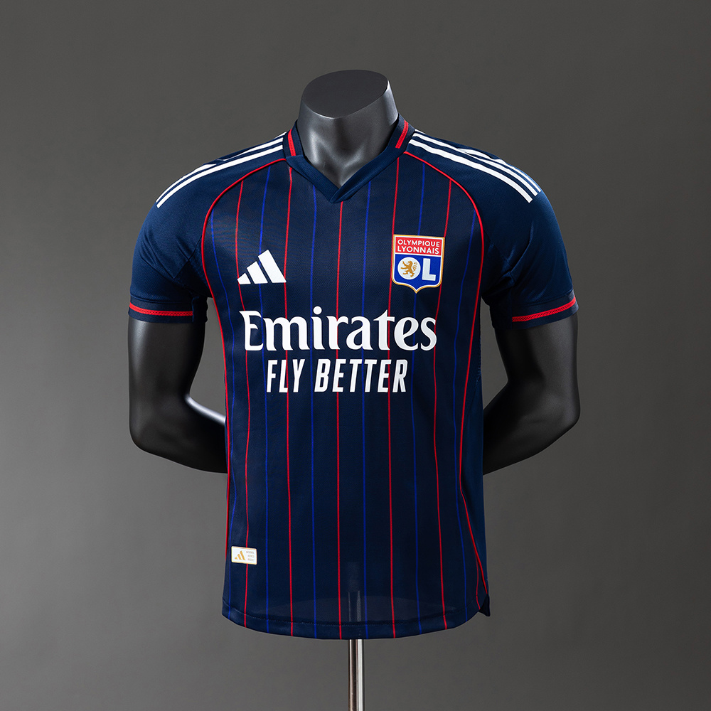 Olympique Lyon Alternativa 2025/26 — frente